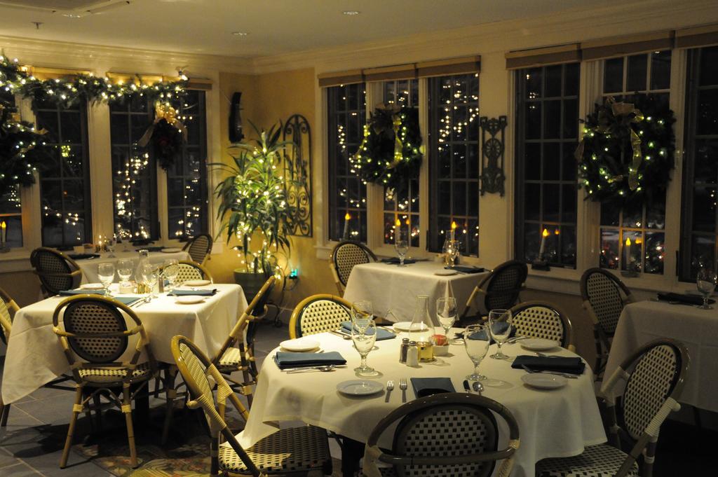 The Lyme Inn Экстерьер фото