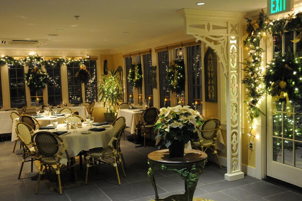 The Lyme Inn Экстерьер фото