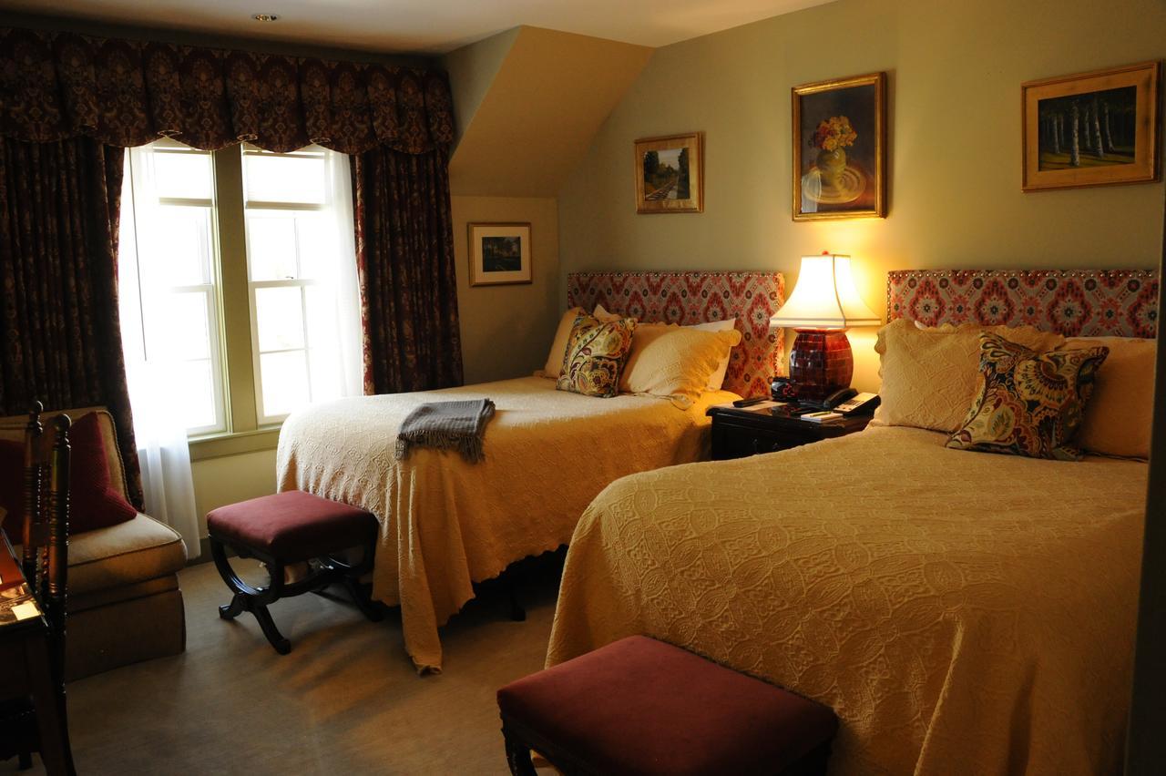 The Lyme Inn Экстерьер фото